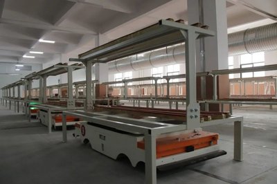 超級(jí)工廠特輯&middot;東鵬瓷磚江門基地|堅(jiān)持&ldquo;智能制造+綠色生產(chǎn)&rdquo;發(fā)展模式,構(gòu)建行業(yè)綠色智能生態(tài)圈