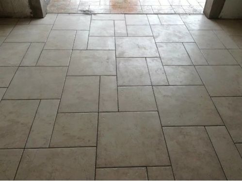 南京裝修鋪貼瓷磚注意事項(xiàng),不注意這些細(xì)節(jié)問題,會(huì)造成空鼓情況